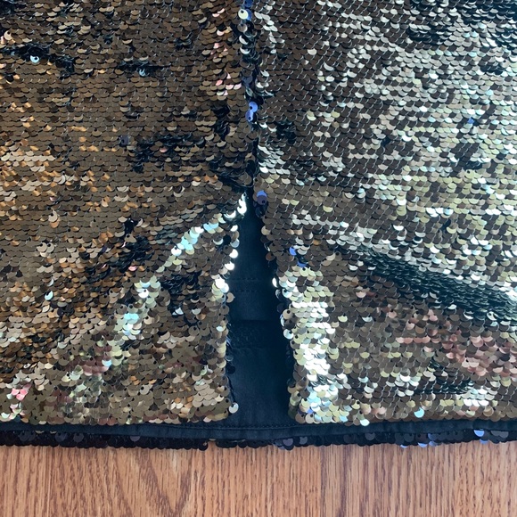 H&M Gold & Black Sequin Sequin Skirt - Picture 5 of 6